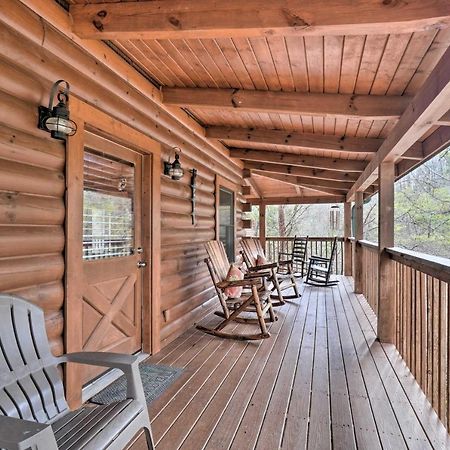 Inviting Sevierville Cabin With Deck And Hot Tub! Dış mekan fotoğraf