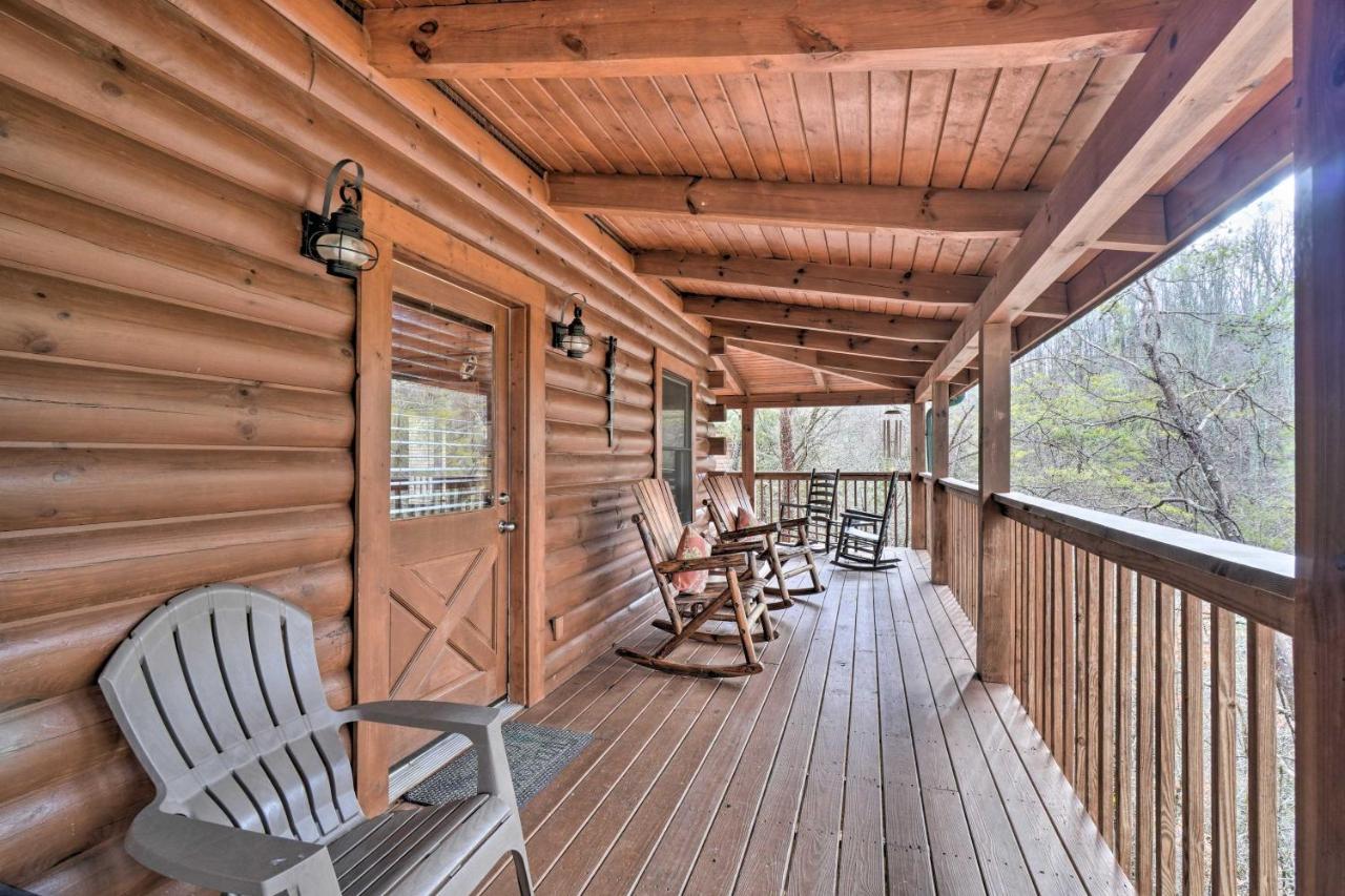 Inviting Sevierville Cabin With Deck And Hot Tub! Dış mekan fotoğraf